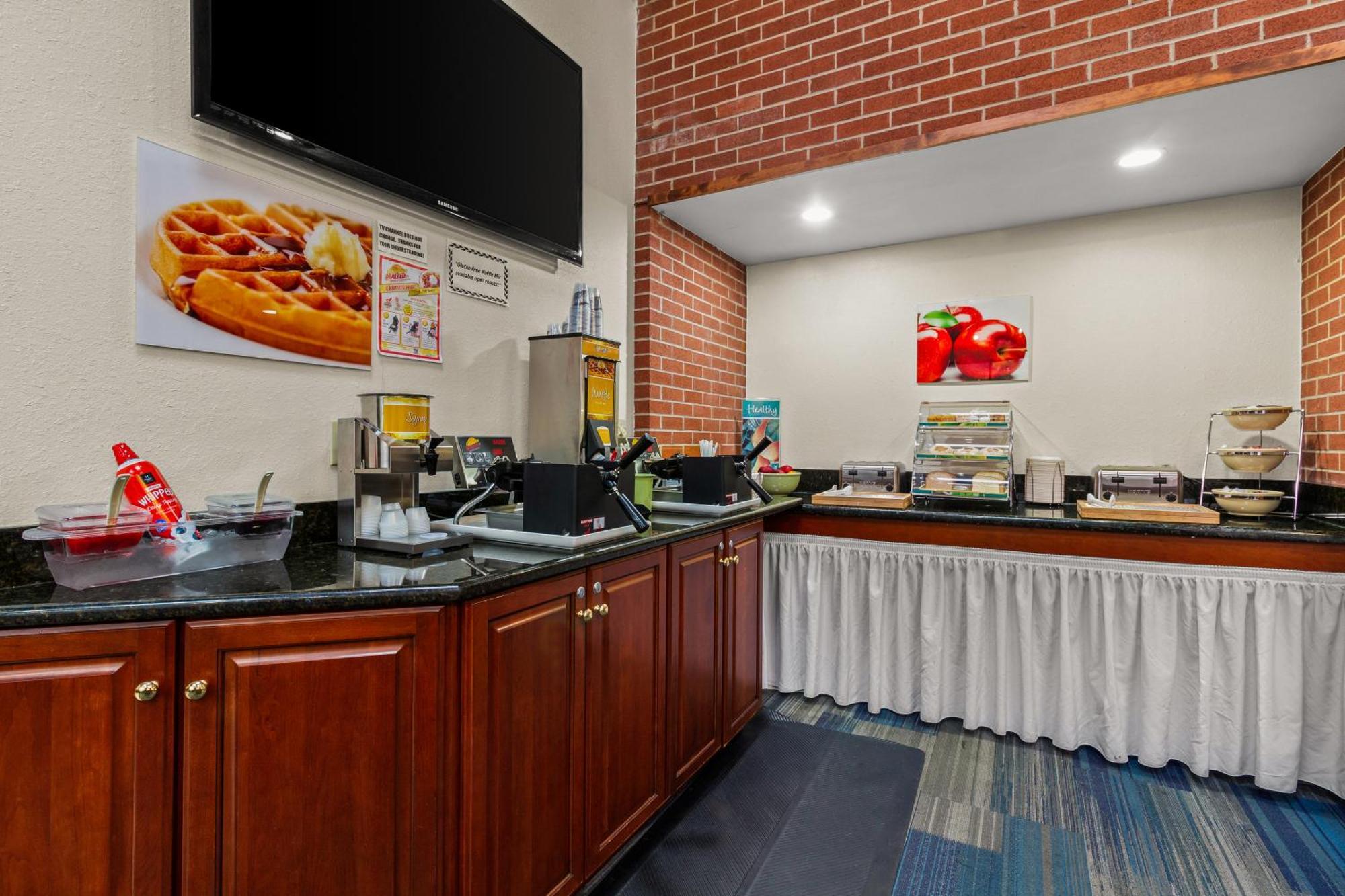 Suburban Studios Алтуна Экстерьер фото